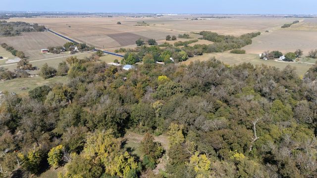 75 County Road 129, Taylor, TX 76574