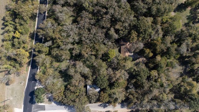 75 County Road 129, Taylor, TX 76574