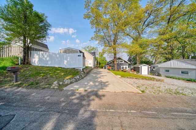 2948 Russell Court, Clarklake, MI 49234