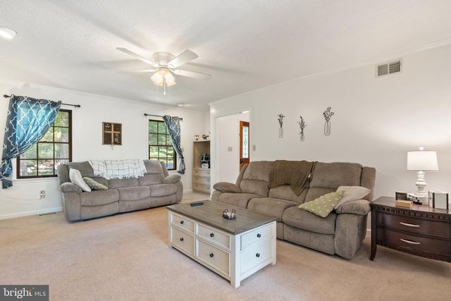 103 MASTERS DR, Cross Junction, VA 22625