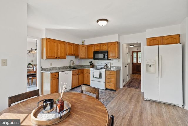 103 MASTERS DR, Cross Junction, VA 22625