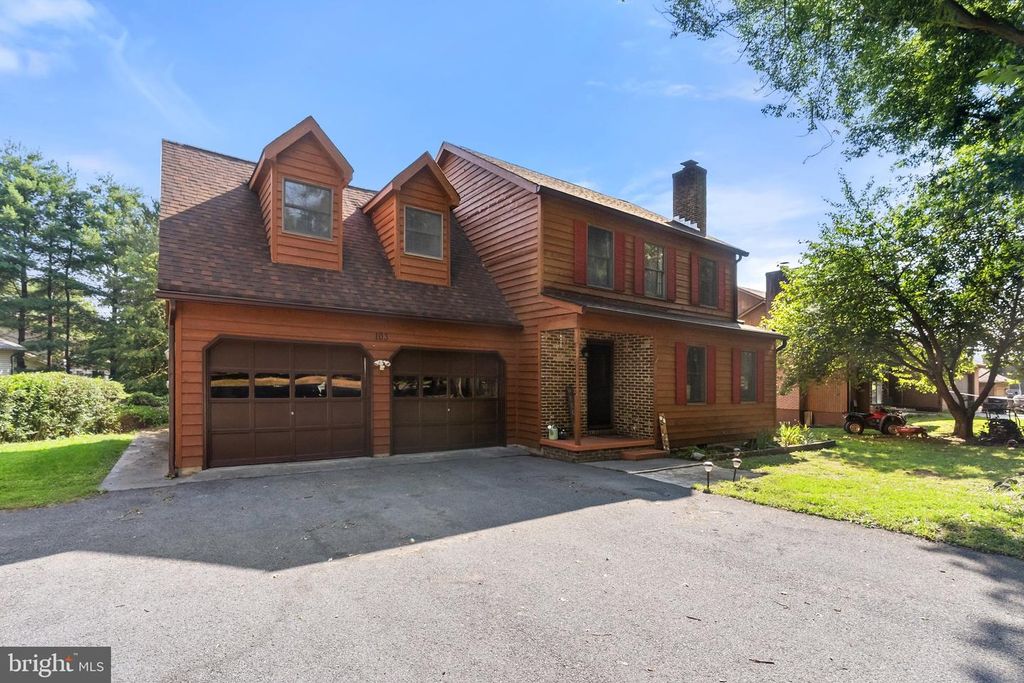 103 MASTERS DR, Cross Junction, VA 22625