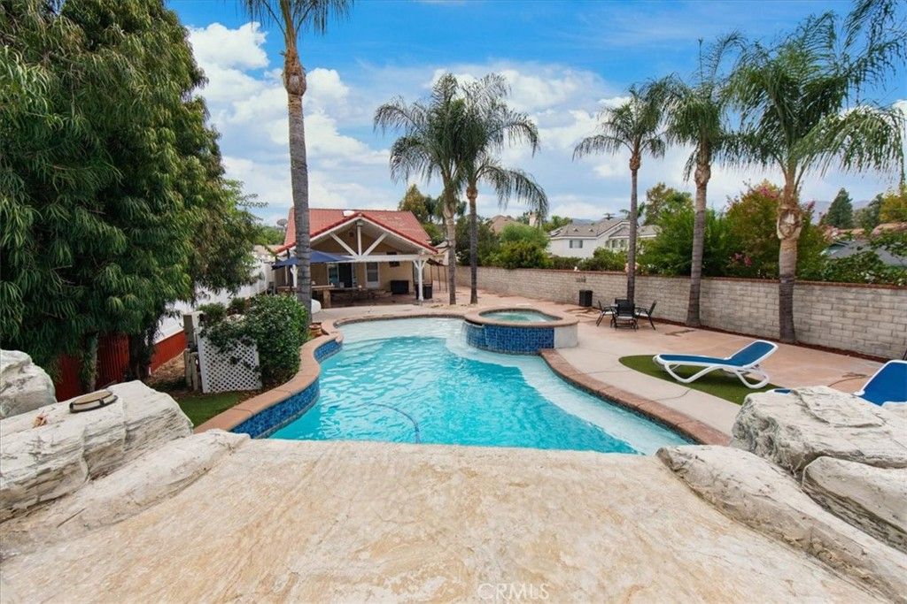 23549 Cherry, Newhall, CA 91321 — photo 3