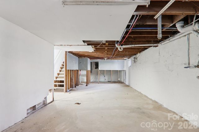 541 Paragon Parkway, Waynesville, NC 28786