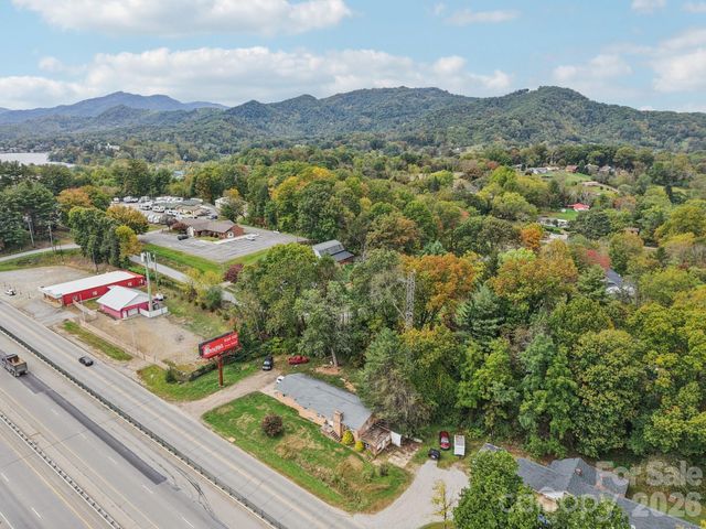 541 Paragon Parkway, Waynesville, NC 28786