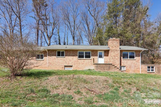 541 Paragon Parkway, Waynesville, NC 28786