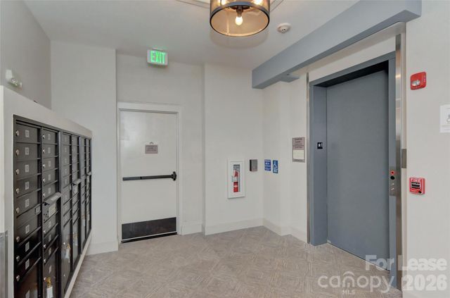 2401 Euclid Avenue, Charlotte, NC 28203