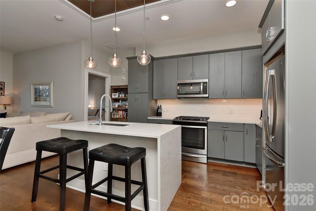 2401 Euclid Avenue, Charlotte, NC 28203