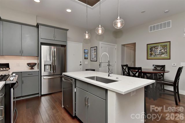 2401 Euclid Avenue, Charlotte, NC 28203
