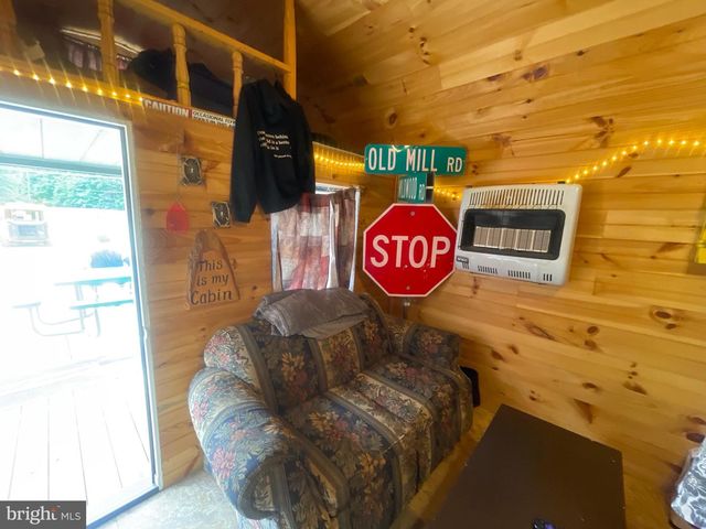 341 OLD MILL RD, Carlisle, PA 17015