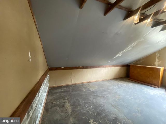 341 OLD MILL RD, Carlisle, PA 17015