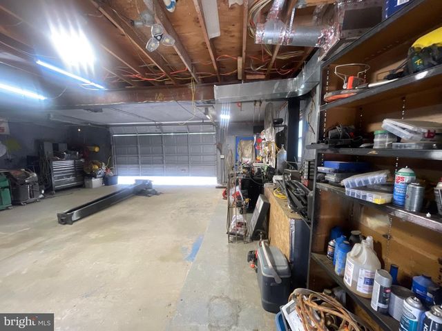 341 OLD MILL RD, Carlisle, PA 17015