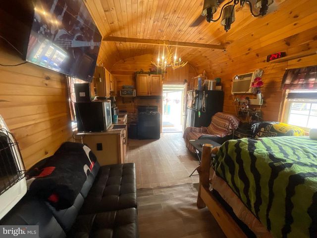 341 OLD MILL RD, Carlisle, PA 17015