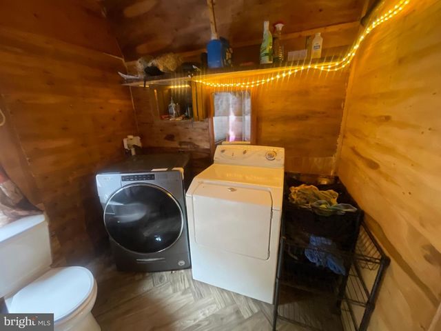 341 OLD MILL RD, Carlisle, PA 17015