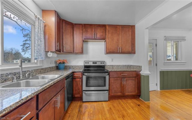 3037 Tyre Neck RD, Chesapeake, VA 23321