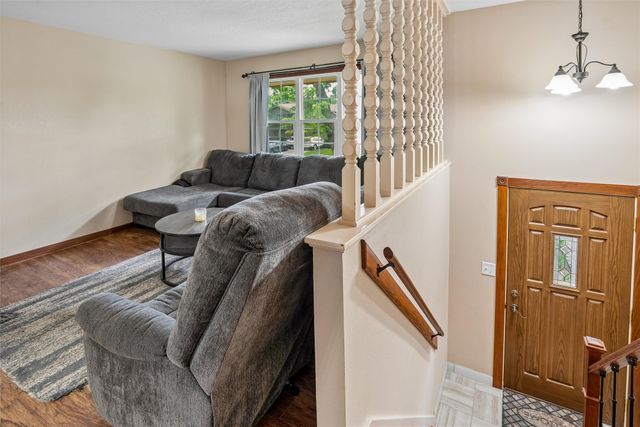 5108 Merced Street, Des Moines, IA 50310