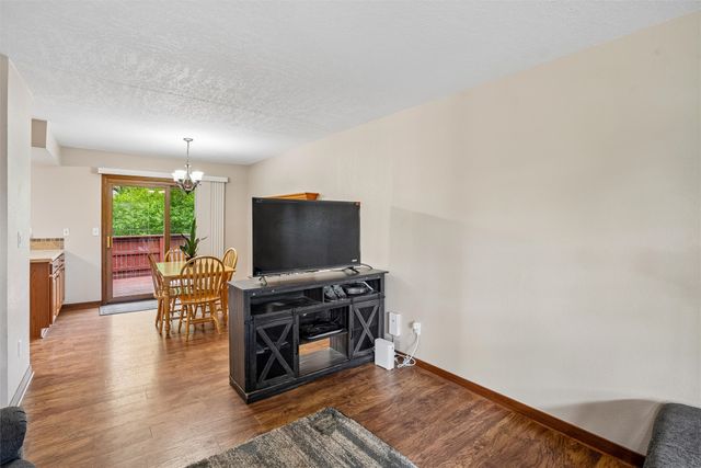 5108 Merced Street, Des Moines, IA 50310
