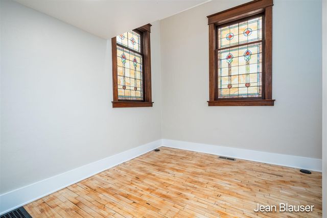 10 1st Street, Stanwood, MI 49346