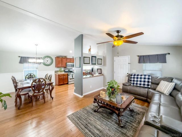 1148 Third Ave SPC 97, Chula Vista, CA 91911