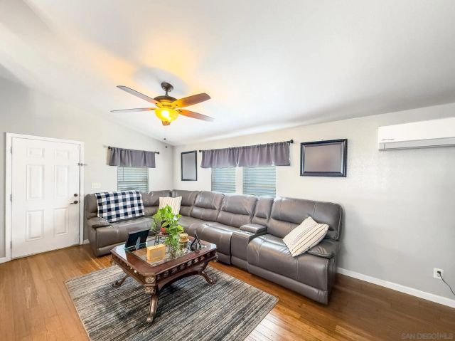 1148 Third Ave SPC 97, Chula Vista, CA 91911