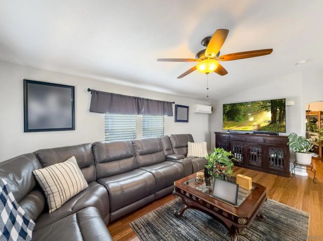 1148 Third Ave SPC 97, Chula Vista, CA 91911