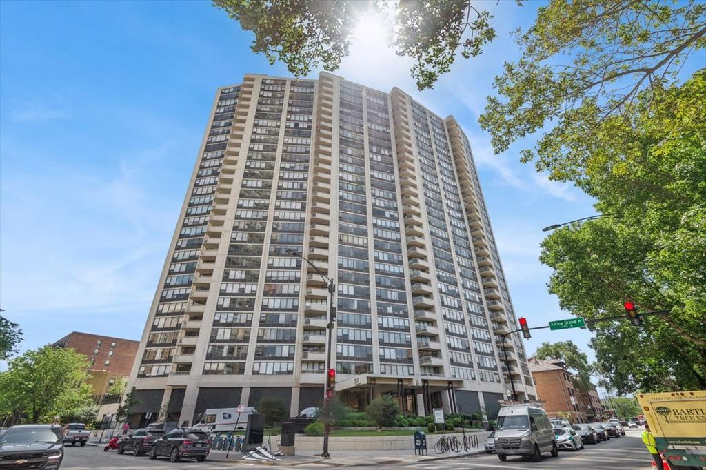 3930 N PINE GROVE Avenue 2304, Chicago, IL 60613 — exterior