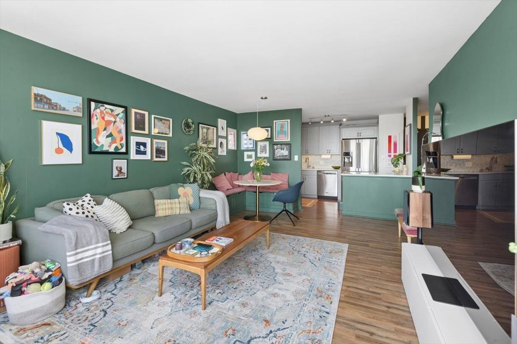 3930 N PINE GROVE Avenue 2304, Chicago, IL 60613 — photo 4