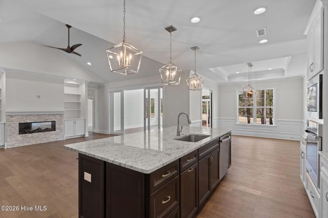193 E Winding Way, Wallace, NC 28466
