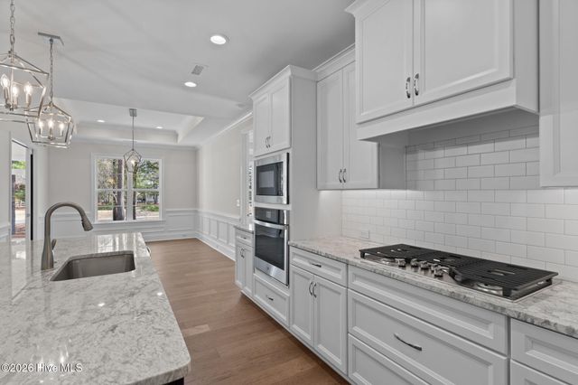 193 E Winding Way, Wallace, NC 28466