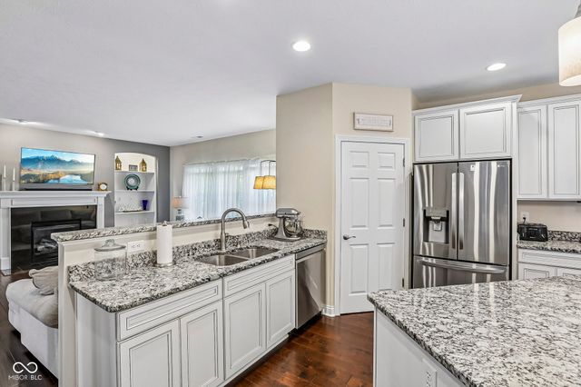 2059 Riverstone Court, Avon, IN 46123
