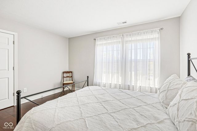 2059 Riverstone Court, Avon, IN 46123