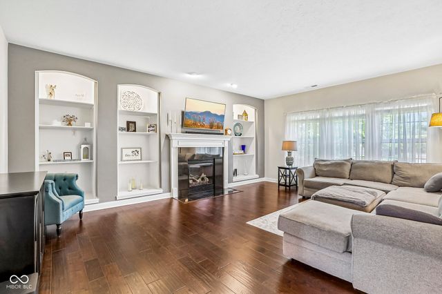 2059 Riverstone Court, Avon, IN 46123