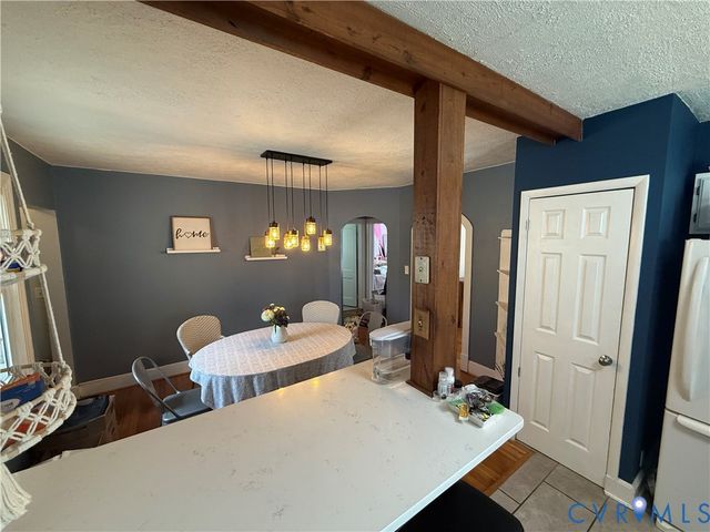 715 Hamilton Ave, Colonial Heights, VA 23834