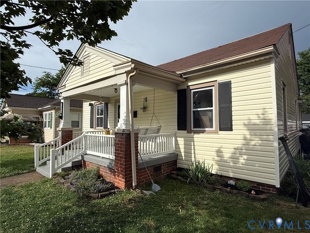 715 Hamilton Ave, Colonial Heights, VA 23834