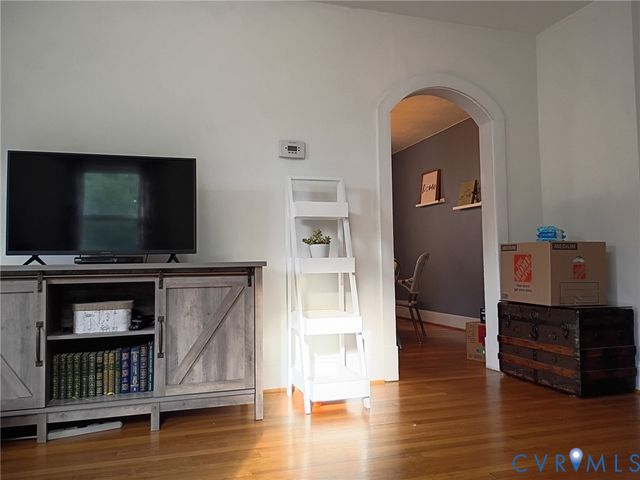 715 Hamilton Ave, Colonial Heights, VA 23834