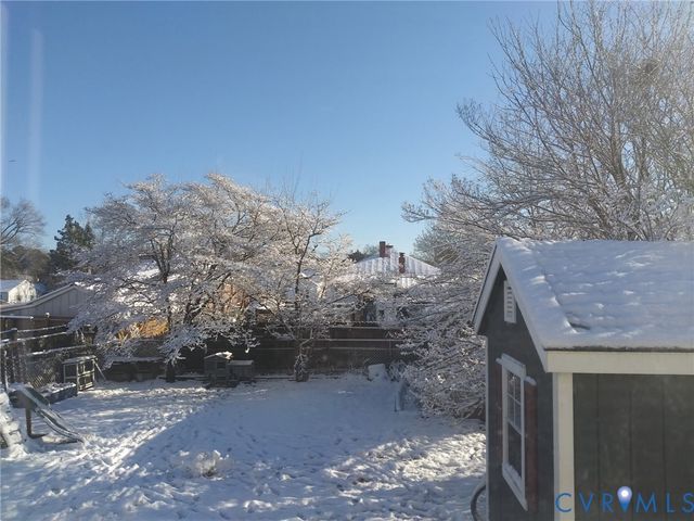 715 Hamilton Ave, Colonial Heights, VA 23834