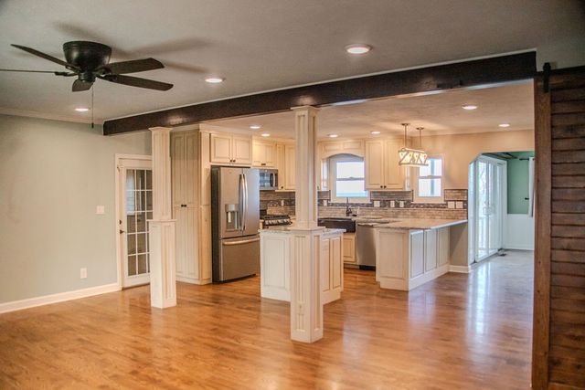 10908 Pecks Drive, Harrison, AR 72601