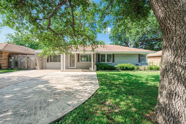 942 W 30th Street, Houston, TX 77018