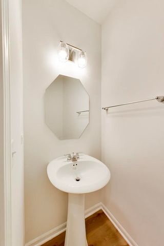 999 Celebration Drive, Aurora, IL 60504