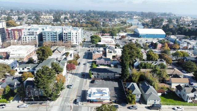 229 Laurel Street, Santa Cruz, CA 95060