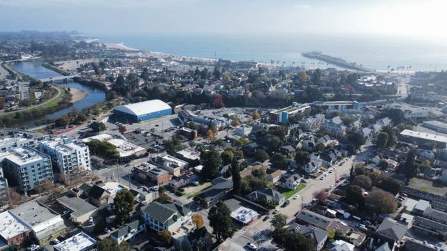 229 Laurel Street, Santa Cruz, CA 95060