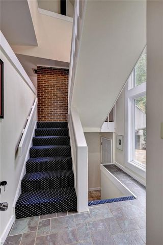 411 Hempstead RD, Williamsburg, VA 23188