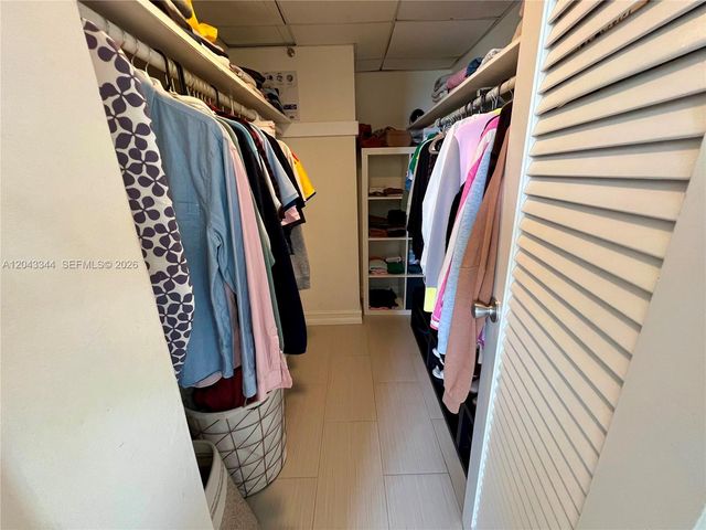 3801 S Ocean Drive 11M, Hollywood, FL 33019