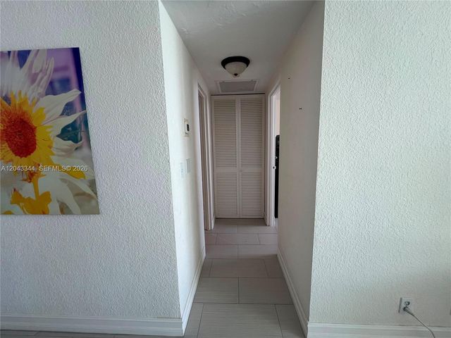 3801 S Ocean Drive 11M, Hollywood, FL 33019