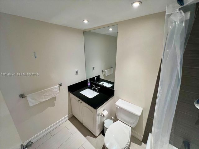 3801 S Ocean Drive 11M, Hollywood, FL 33019