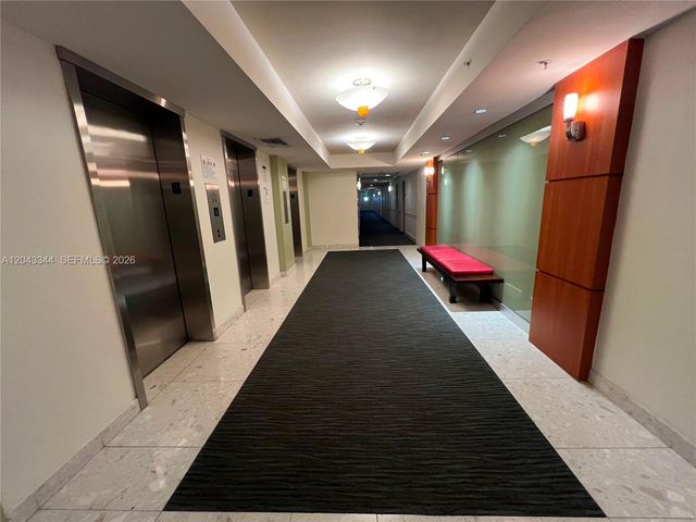 3801 S Ocean Drive 11M, Hollywood, FL 33019