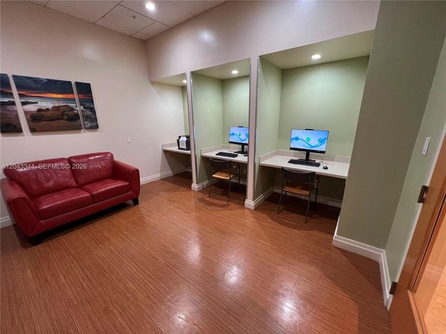 3801 S Ocean Drive 11M, Hollywood, FL 33019