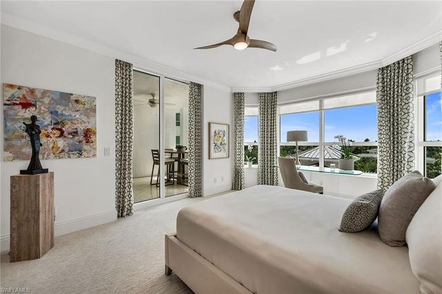 285 Grande WAY 503, Naples, FL 34110