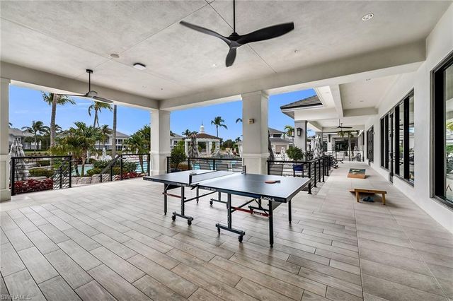 285 Grande WAY 503, Naples, FL 34110