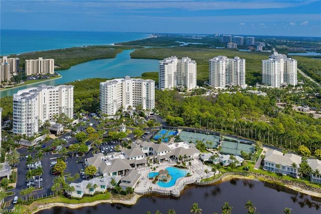 285 Grande WAY 503, Naples, FL 34110